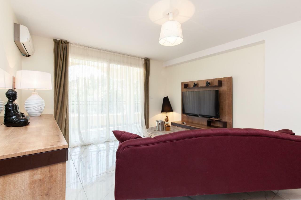 Residence D'Azur Riou Cannes Exteriör bild